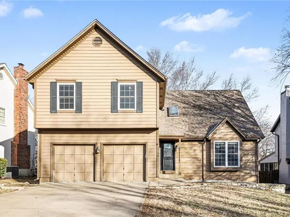 15736 W 149th Ter, Olathe, KS 66062