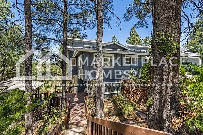 5 bed, 3.5 bath, 4284 sqft, $4,175 — Photo 4