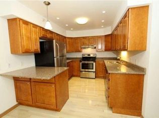 5516 Washington Rd APT 103, Kenosha, WI 53144