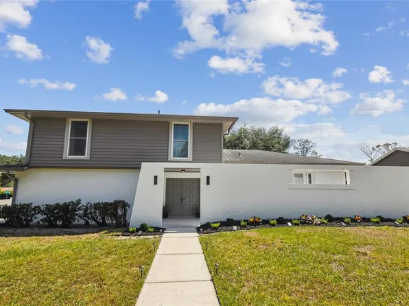 4902 Rockledge Cir, Tampa, FL 33624