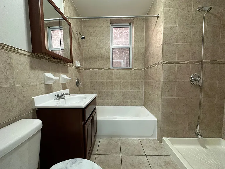 1 Britton St #B1E — Photo 6