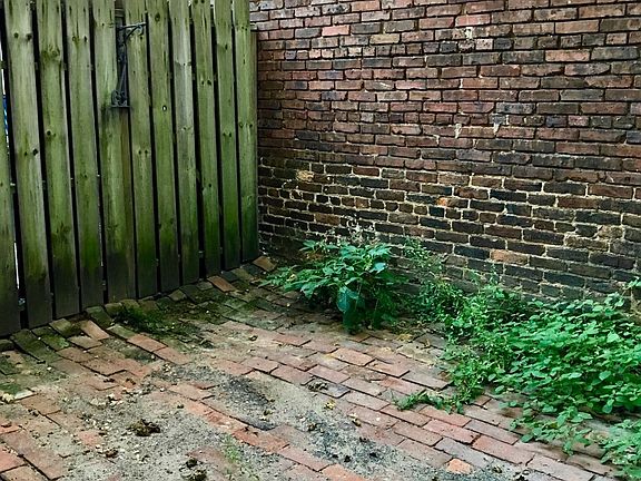 BFB50DF5-07EB-468B-89D3-BA8D87FB9FF3