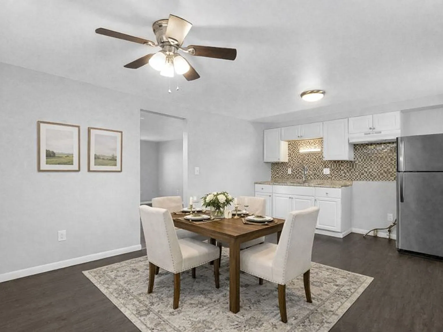 3 bedroom Townhouse Subsidy Friendly — Photo 3