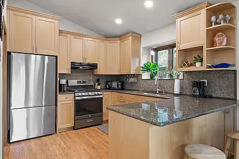 4920 York Ave S — Photo 11