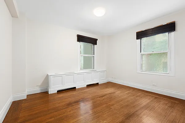 Sold by Compass | media 10