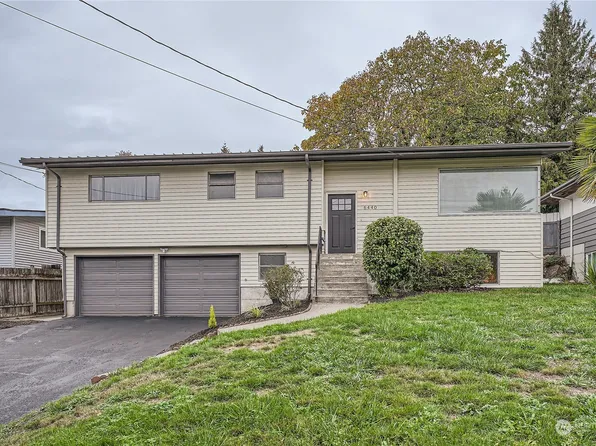 6440 S 127th Place, Seattle, WA 98178