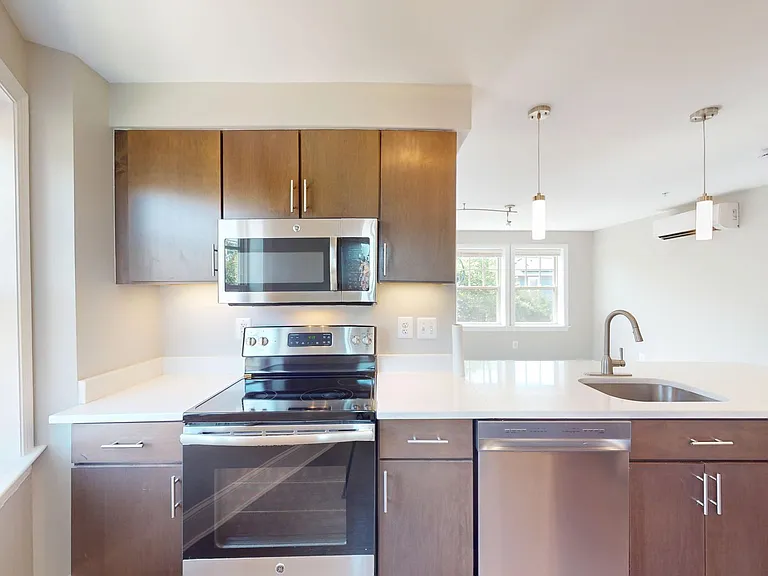 3300 Rhode Island Avenue — Photo 14