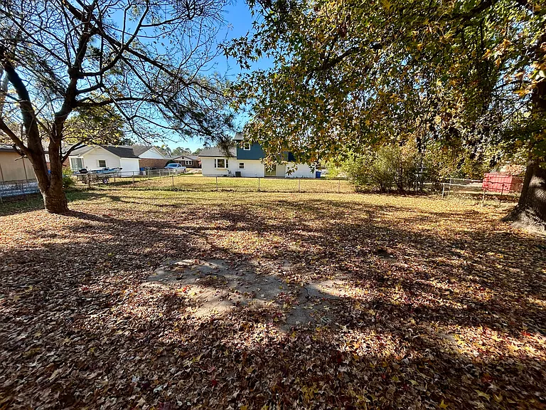 5305 Tabor Ct — Photo 19