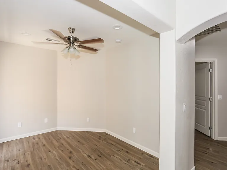 7223 W Winslow Ave — Photo 13