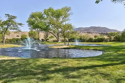 618 Meadow Green Ct SE — Photo 36