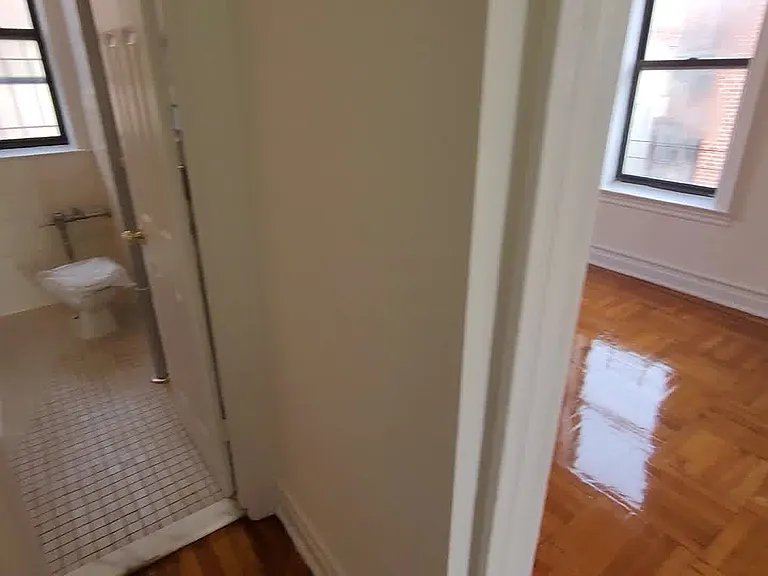 57 Avenue O #1D — Photo 16