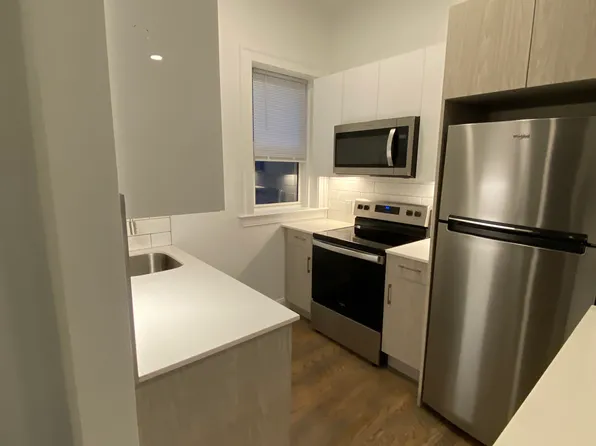 102 Queensberry St, Boston, MA