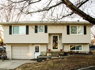 305 S Washington St, Spring Hill, KS 66083