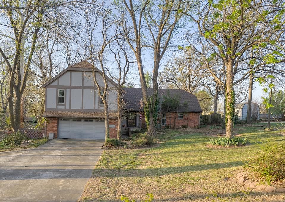 1st image of 11784 Woodland Hill Dr