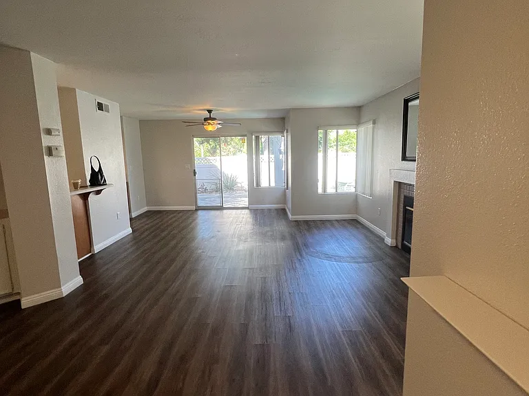10502 Flora Azalea Ct — Photo 2