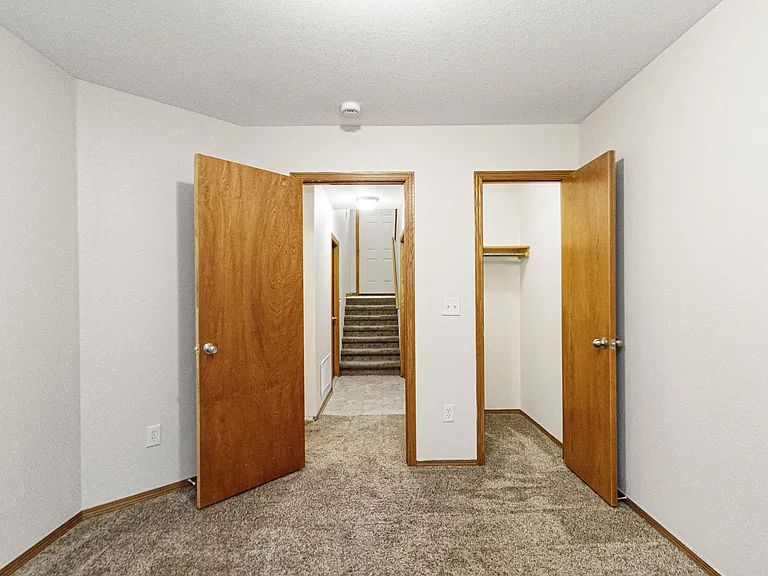 1104 Country Club Ln — Photo 16