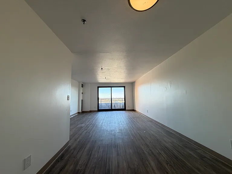2 Bedroom