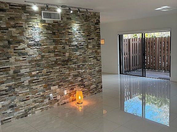 5th image of 11543 SW 109th Rd APT B