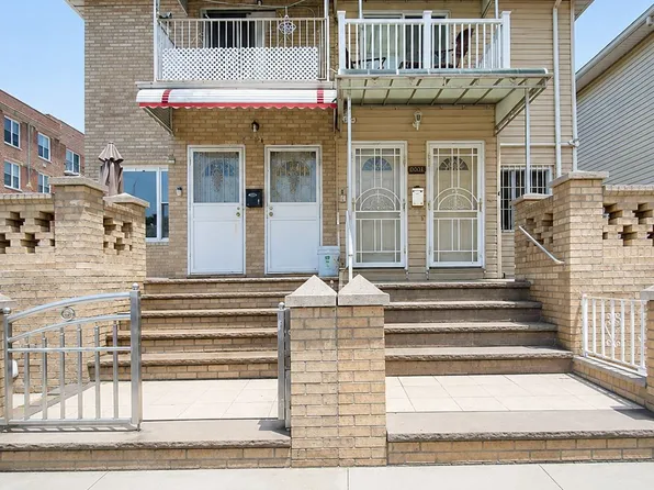 6322 23rd Avenue image 1 of 11