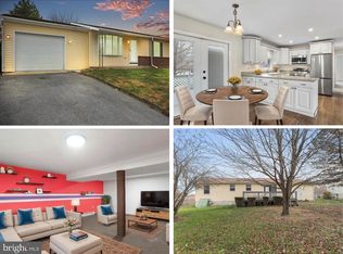 1349 Cedarwood Dr, Hagerstown, MD 21742