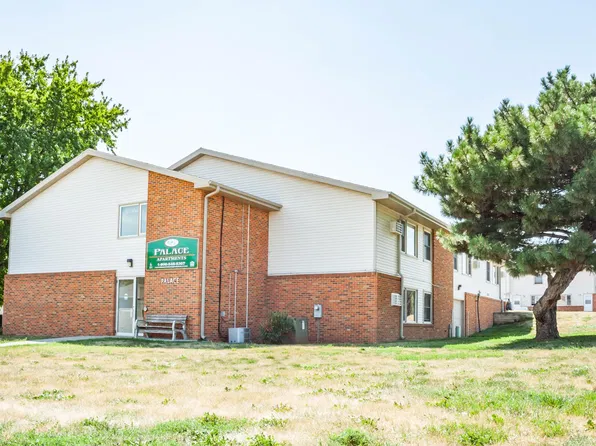 Palace Apartments & Townhomes