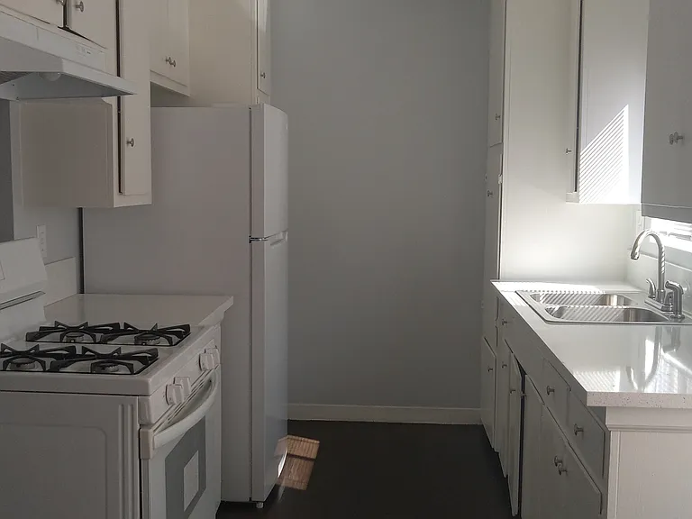 10726 Orange Grove Ave #21 — Photo 7
