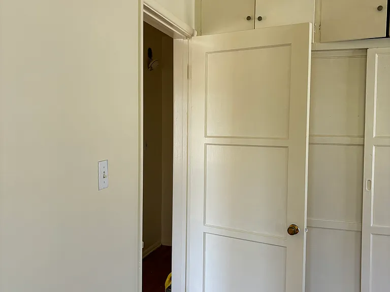 1121 S Sierra Bonita Ave #1121 — Photo 9