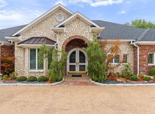 7225 Viking Dr, Waco, TX 76710