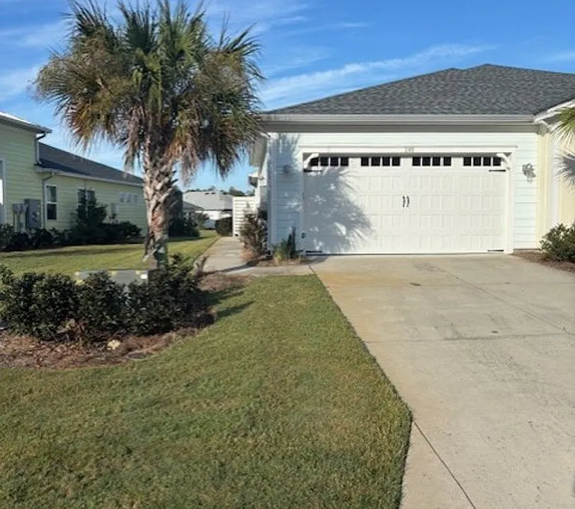 240 Margaritaville Ave S