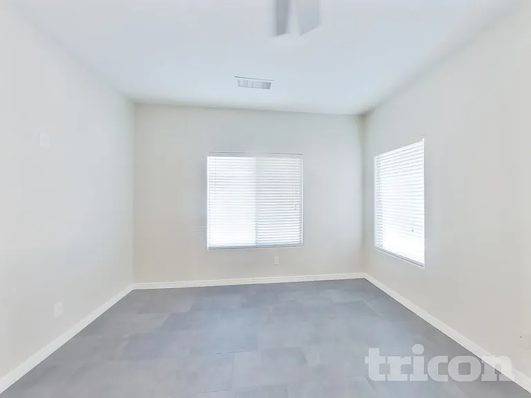 8418 W Sonora St — Photo 8
