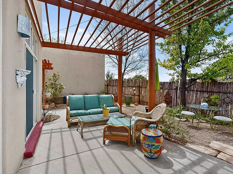 4120 Whispering Wing Rd — Photo 35