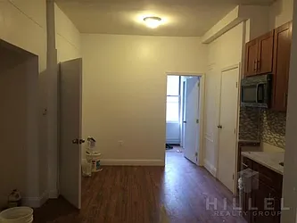 Rented by Hillel Realty Group