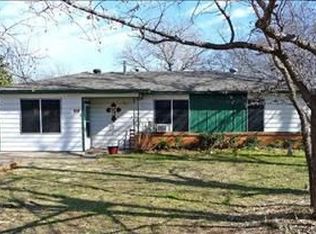 410 Hill St, Aubrey, TX 76227