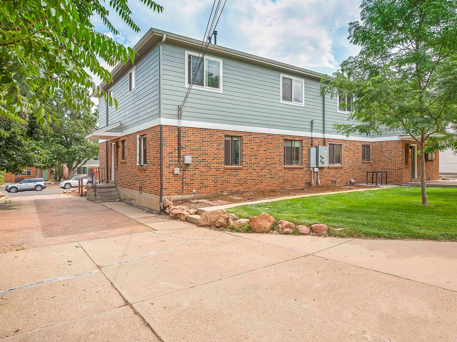 5 bed, 1500 sqft, $9,743 — Photo 4