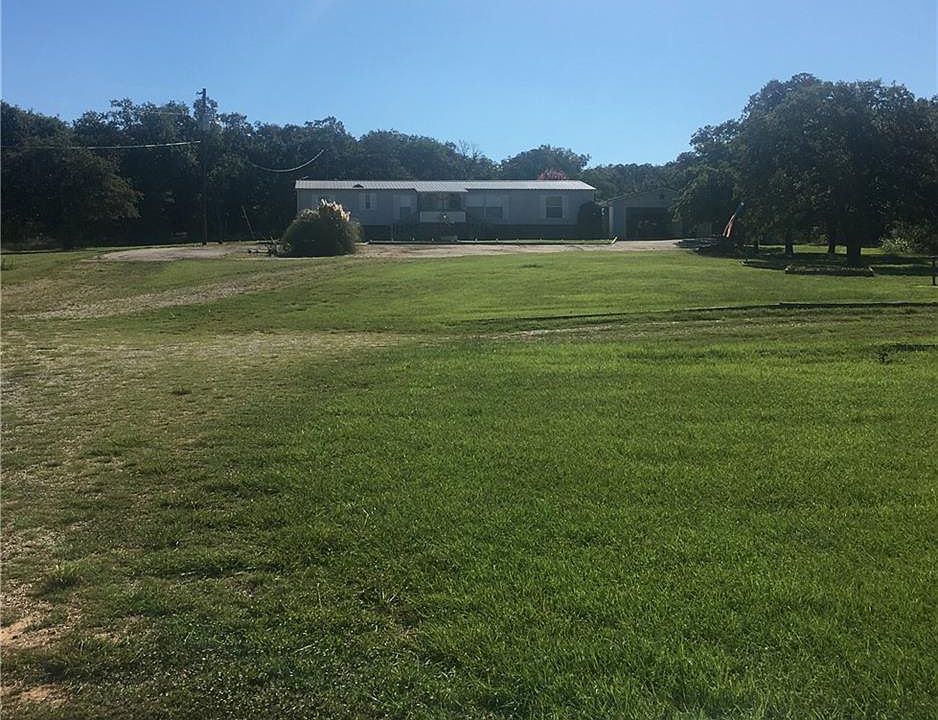 1st image of 134 Lakeview Dr