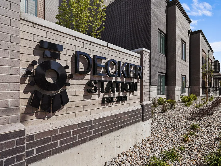 Decker Station Apartments — Photo 51
