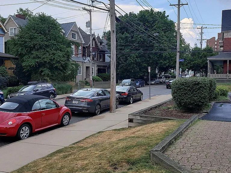 1 bed, 550 sqft, $980 — Photo 3