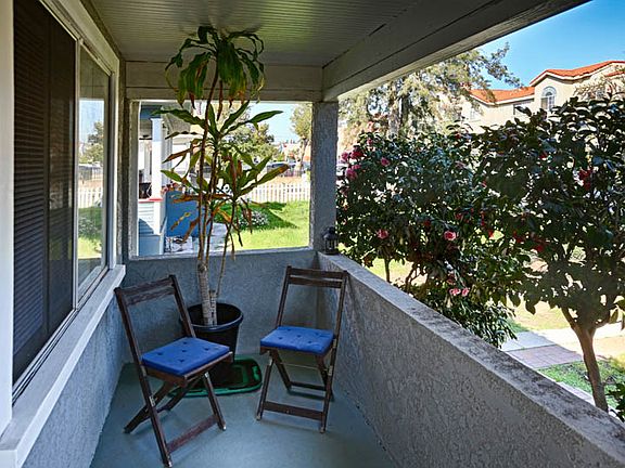 2nd image of 6430 Garvanza Ave