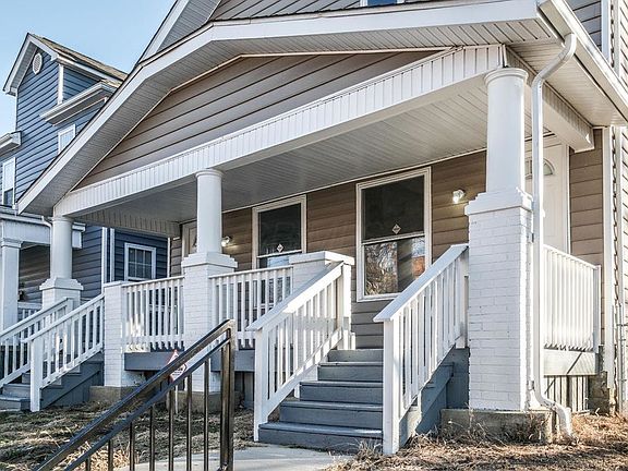 2nd image of 812-814 Kelton Ave