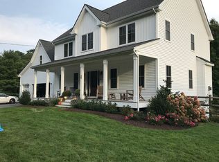 30 Lawrence St, Norfolk, MA 02056