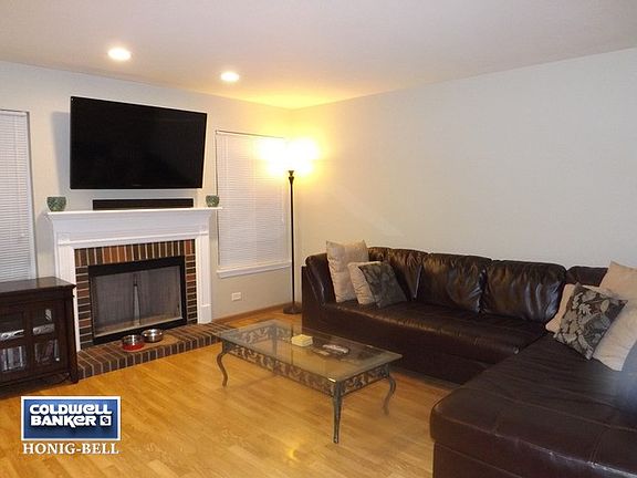 2nd image of 1463 Meadowsedge Ln