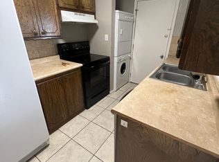 2326 S 21st St, Chickasha, OK 73018