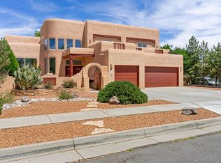 6145 Kachina St NW, Albuquerque, NM 87120
