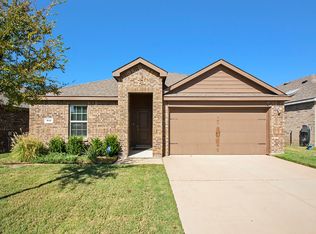 941 Fueller Dr, Aubrey, TX 76227