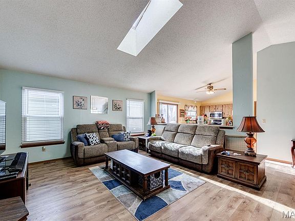 5th image of 2831 Plum Leaf Cir