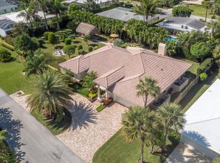 158 Beacon Ln, Jupiter Inlet Colony, FL 33469