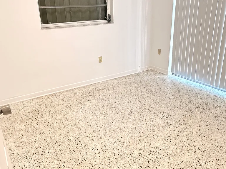 1860 SW 4th St #1 — Photo 5
