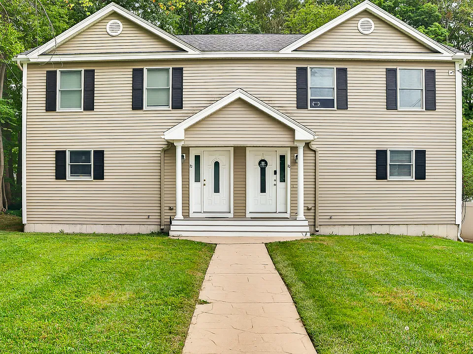 70 Lesure Ave