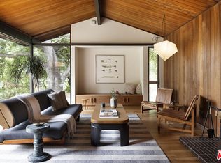 390 N San Rafael Ave, Pasadena, CA 91105