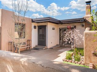 329 Calle Loma Norte, Santa Fe, NM 87501